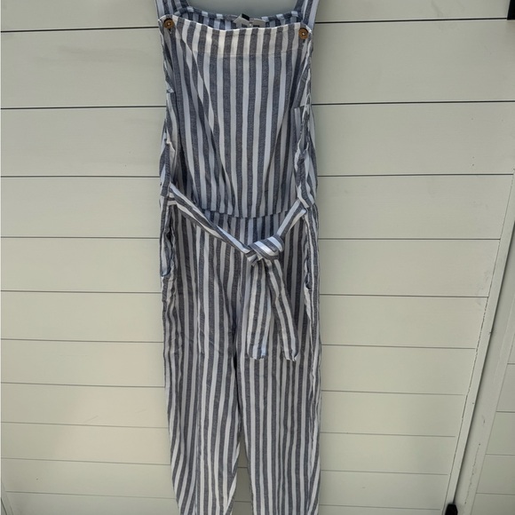 Roxy Gray and White Jumpsuit - Picture 4 of 16